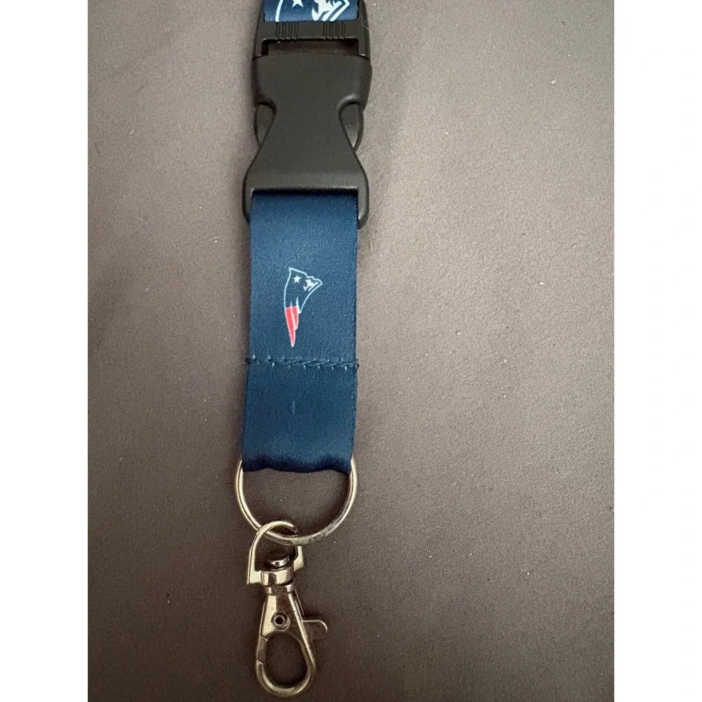 New England Patriots NFL Lanyard Navy Blue Red Keychain ID Holder Quick Release